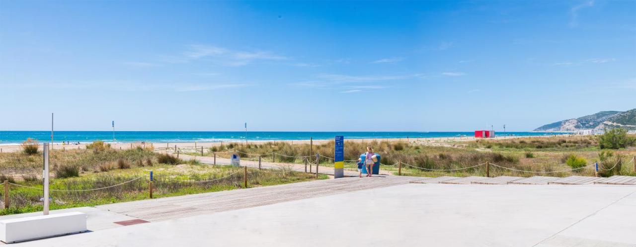 Beach Apartment IV Coeur De Plage Кастельдефельс Экстерьер фото