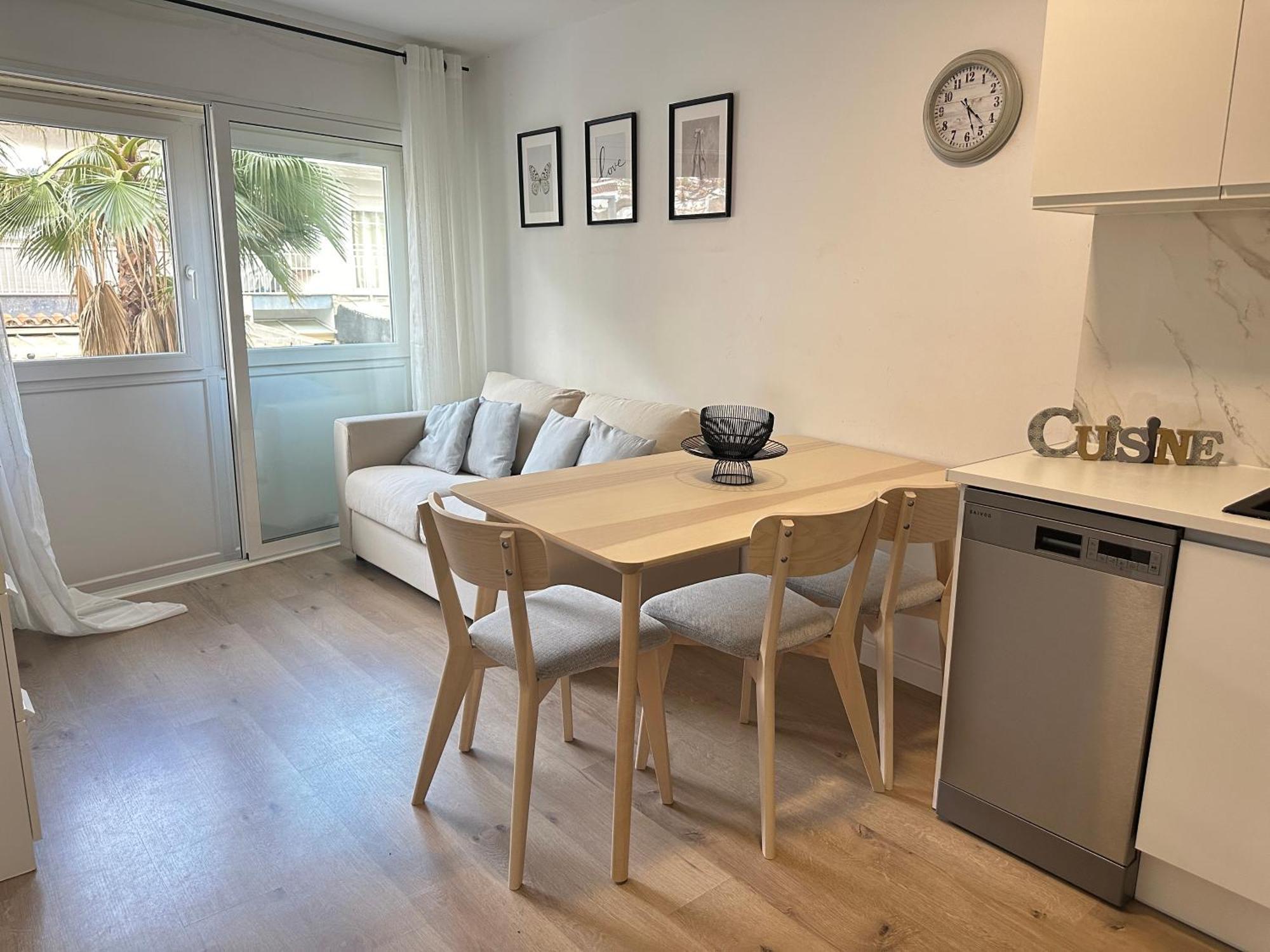 Beach Apartment IV Coeur De Plage Кастельдефельс Экстерьер фото